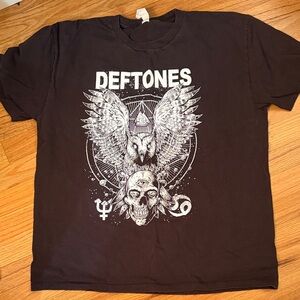 Deftones Black Graphic Tee